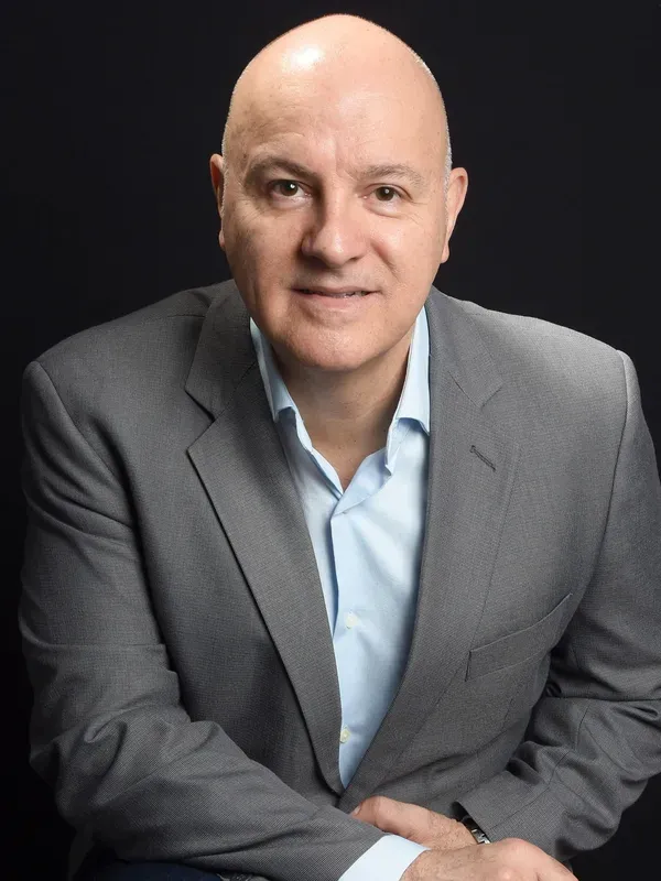 Retrato de Gustavo Schechtel.